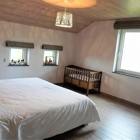 Petite Perle En Haute Ardenne Avec Vue Sur La Vallée, Infra-rouge Et Bain Balnéo *