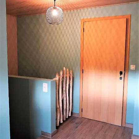 Petite Perle En Haute Ardenne Avec Vue Sur La Vallée, Infra-rouge Et Bain Balnéo *