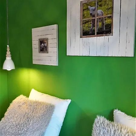 Casa vacanze Petite Perle En Haute Ardenne Avec Vue Sur La Vallée, Infra-rouge Et Bain Balnéo