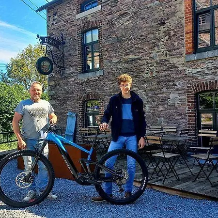 Casa vacanze Petite Perle En Haute Ardenne Avec Vue Sur La Vallée, Infra-rouge Et Bain Balnéo *